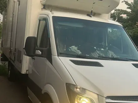 Mercedes-Benz  Sprinter 2011 года за 24 000 000 тг. в Алматы – фото 2