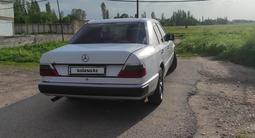 Mercedes-Benz E 230 1991 года за 1 300 000 тг. в Мерке – фото 4