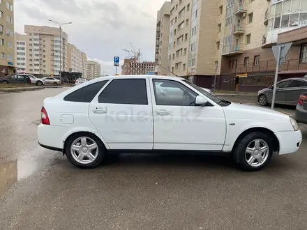 ВАЗ (Lada) Priora 2172 2013 года за 1 400 000 тг. в Астана – фото 2