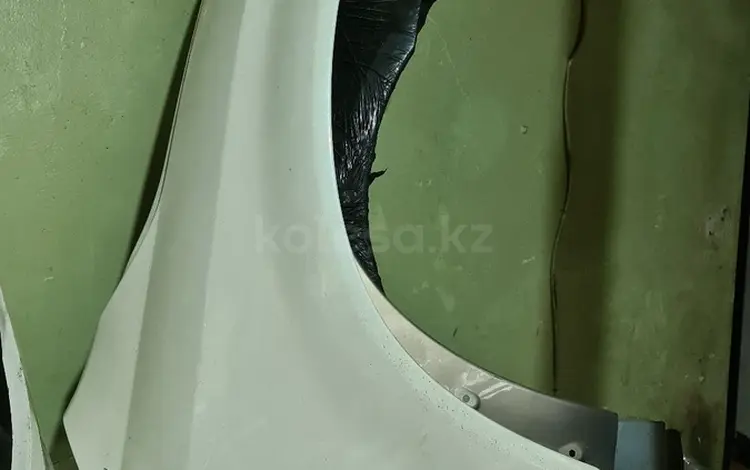 Крыло передние на мурано за 25 000 тг. в Алматы