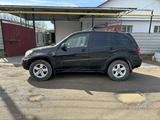 Toyota RAV4 2004 года за 4 500 000 тг. в Алматы – фото 2