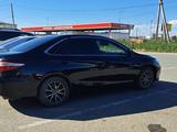 Toyota Camry 2016 года за 5 100 000 тг. в Атырау