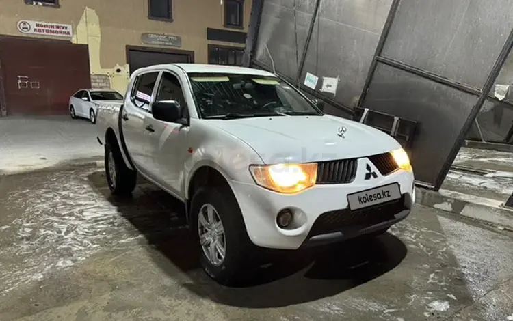 Mitsubishi L200 2008 годаүшін4 800 000 тг. в Атырау