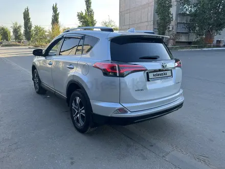 Toyota RAV4 2018 года за 14 500 000 тг. в Павлодар – фото 17