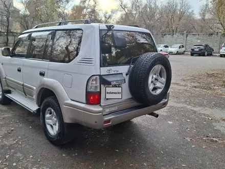 Toyota Land Cruiser Prado 2001 года за 12 800 000 тг. в Алматы – фото 3