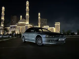 Mitsubishi Galant