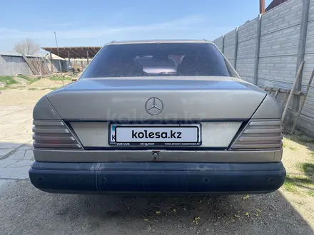 Mercedes-Benz E 300 1988 года за 1 000 000 тг. в Тараз – фото 6