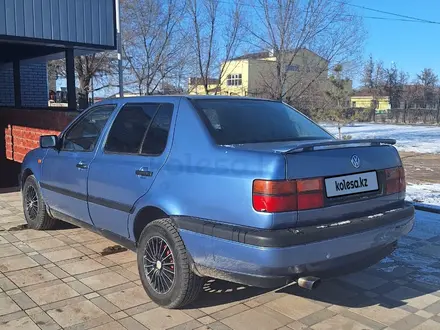 Volkswagen Vento 1993 года за 1 700 000 тг. в Шу – фото 3