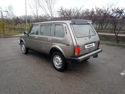 ВАЗ (Lada) Lada 2131 (5-ти дверный) 2001 года за 1 500 000 тг. в Алматы – фото 2