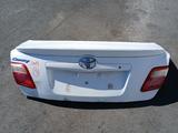 Крышка багажника Toyota Camry 40 45 за 75 000 тг. в Алматы – фото 3