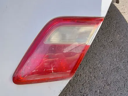 Крышка багажника Toyota Camry 40 45 за 75 000 тг. в Алматы – фото 7