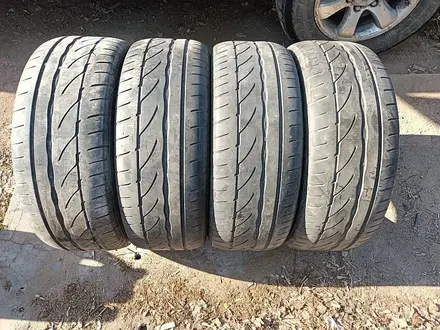 Шины 225/55 R17 — "Bridgestone Potenza RE002" (Индонезия), летние за 105 000 тг. в Астана