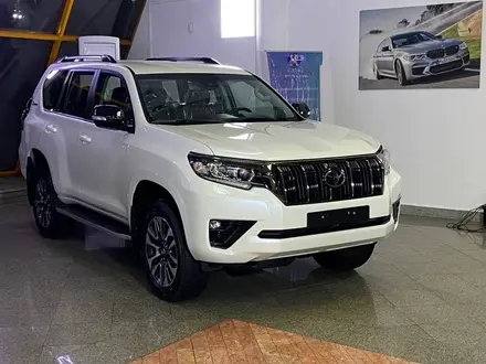 Toyota Land Cruiser Prado Prestige 2.7 2021 года за 31 000 000 тг. в Алматы