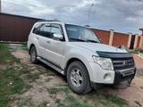 Mitsubishi Pajero 2007 годаүшін7 400 000 тг. в Караганда – фото 2