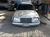 Mercedes-Benz E 200 1991 года за 900 000 тг. в Шымкент – фото 2