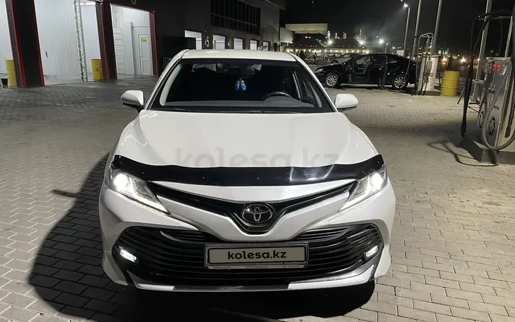 Toyota Camry 2019 года за 11 500 000 тг. в Алматы