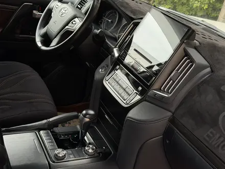 Toyota Land Cruiser 2020 года за 40 000 000 тг. в Алматы – фото 12