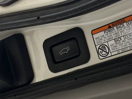 Toyota Land Cruiser 2020 года за 40 000 000 тг. в Алматы – фото 9