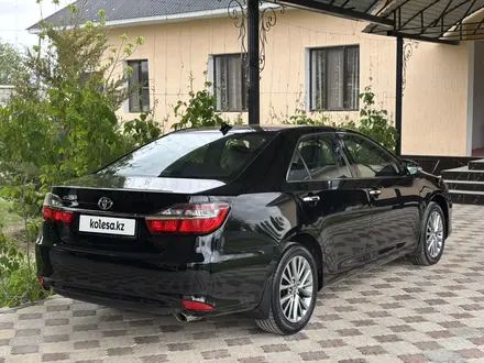 Toyota Camry 2017 года за 13 100 000 тг. в Алматы – фото 13