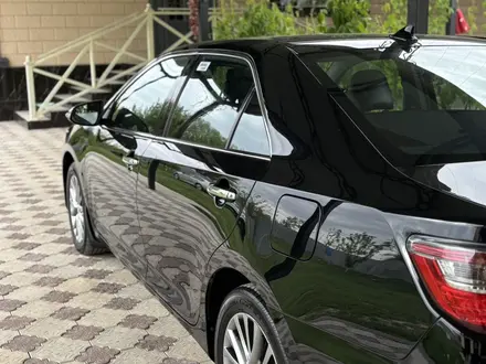 Toyota Camry 2017 года за 13 100 000 тг. в Алматы – фото 20