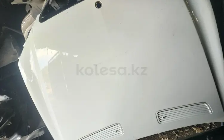 Капот на w221 есть разные цвета за 5 000 тг. в Алматы