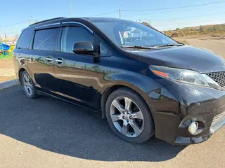 Toyota Sienna, 2015