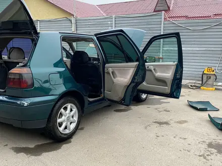 Volkswagen Golf 1996 года за 2 100 000 тг. в Алматы – фото 8