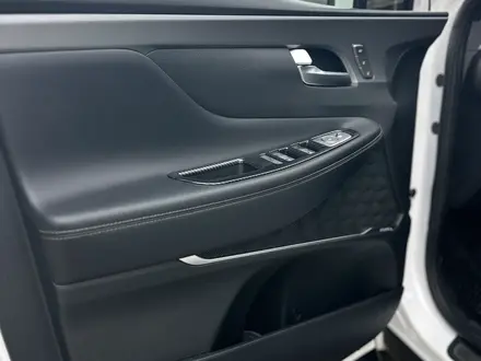 Hyundai Santa Fe 2022 года за 16 600 000 тг. в Шымкент – фото 15