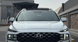 Hyundai Santa Fe 2022 годаүшін16 600 000 тг. в Шымкент