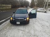 Mercedes-Benz E 230 1995 годаүшін1 700 000 тг. в Талдыкорган