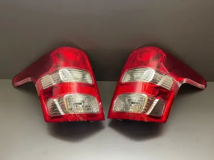 Фонарь задний Mitsubishi L200 за 1 000 тг. в Астана