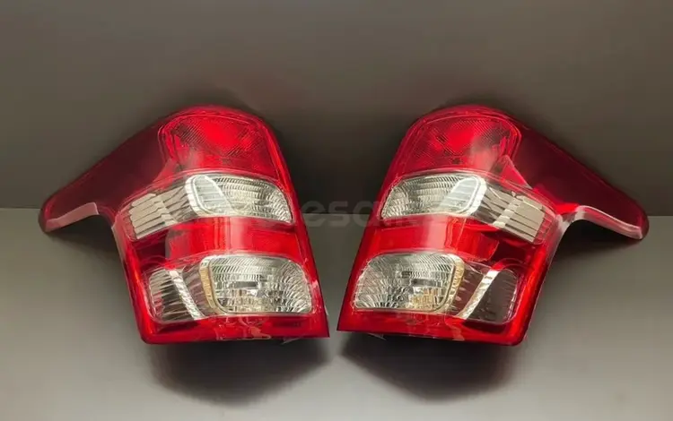 Фонарь задний Mitsubishi L200 за 1 000 тг. в Астана