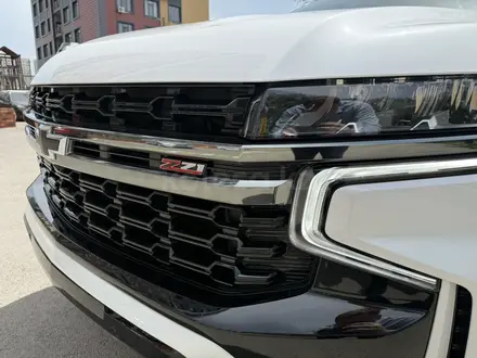 Chevrolet Tahoe 2022 года за 42 500 000 тг. в Алматы – фото 4