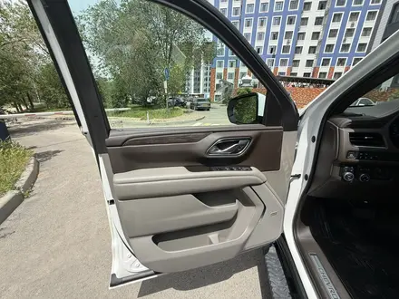 Chevrolet Tahoe 2022 года за 42 500 000 тг. в Алматы – фото 11