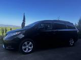 Toyota Sienna 2014 года за 4 800 000 тг. в Шымкент