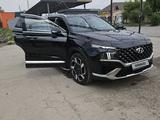 Hyundai Santa Fe 2022 годаүшін17 550 000 тг. в Астана