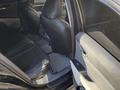 Toyota Camry 2019 года за 7 800 000 тг. в Уральск – фото 8