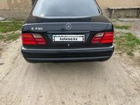 Mercedes-Benz E 320 1998 года за 2 800 000 тг. в Шымкент