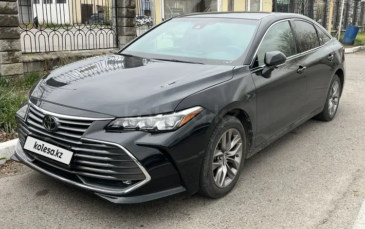 Toyota Avalon 2021 годаfor14 000 000 тг. в Алматы