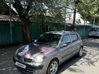 Renault Clio, 2004