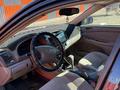 Toyota Camry 2004 года за 4 000 000 тг. в Атырау – фото 7