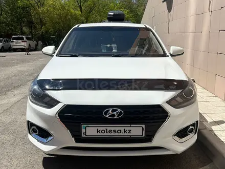 Hyundai Accent 2018 года за 5 750 000 тг. в Караганда