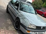 Volkswagen Golf 1994 годаүшін1 450 000 тг. в Алматы – фото 3