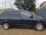 Volkswagen Sharan 1996 годаүшін2 150 000 тг. в Уральск – фото 4