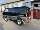 Mitsubishi Delica 1992 годаүшін3 300 000 тг. в Алматы – фото 4