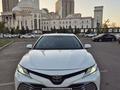 Toyota Camry 2018 годаүшін13 500 000 тг. в Астана – фото 4