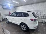 Hyundai Santa Fe 2011 года за 8 600 000 тг. в Алматы – фото 4