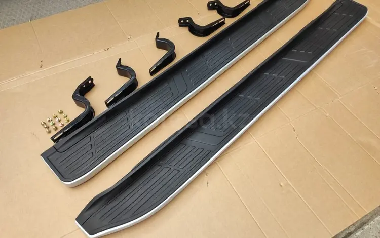 Пороги, подножки, ступеньки для Prado 150 с серой окантовкой 2009-2024 за 89 000 тг. в Астана