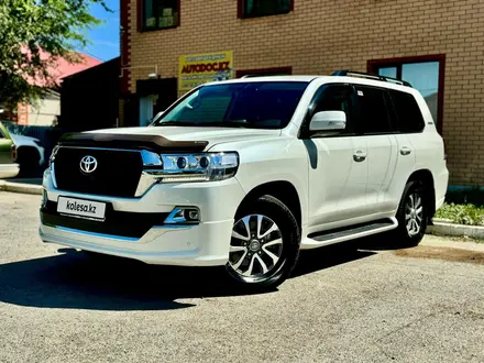 Toyota Land Cruiser 2020 года за 33 000 000 тг. в Актобе