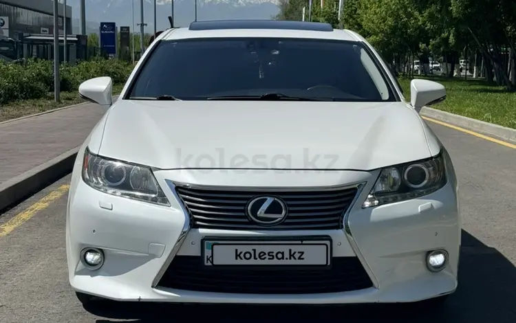 Lexus ES 250 2014 года за 12 200 000 тг. в Алматы